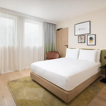 Hampton By Hilton Paris Charles De Gaulle Airport 4* Roissy-en-France