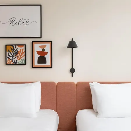 Hampton By Hilton Paris Charles De Gaulle Airport Roissy-en-France