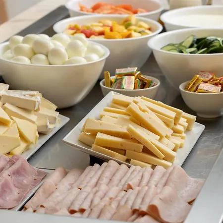 Hampton By Hilton Paris Charles De Gaulle Airport