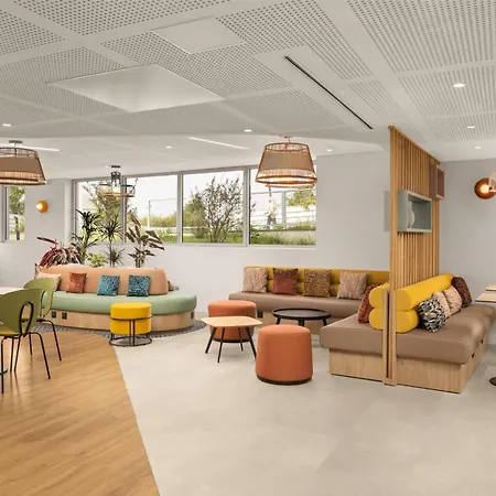 Hampton By Hilton Paris Charles De Gaulle Airport Otel Roissy-en-France