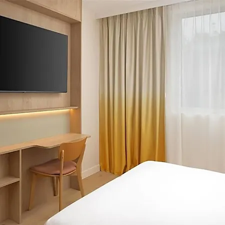 Hampton By Hilton Paris Charles De Gaulle Airport Hotel Roissy-en-France