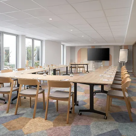 Hampton By Hilton Paris Charles De Gaulle Airport Roissy-en-France