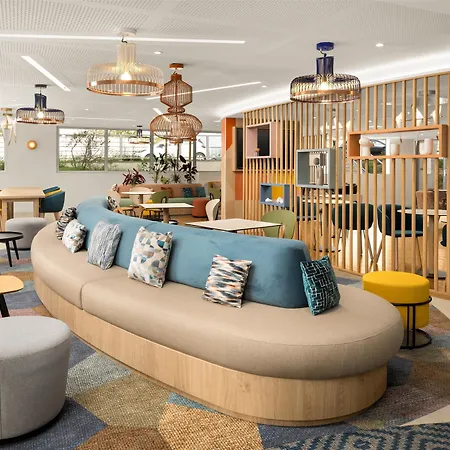 Hampton By Hilton Paris Charles De Gaulle Airport 4*