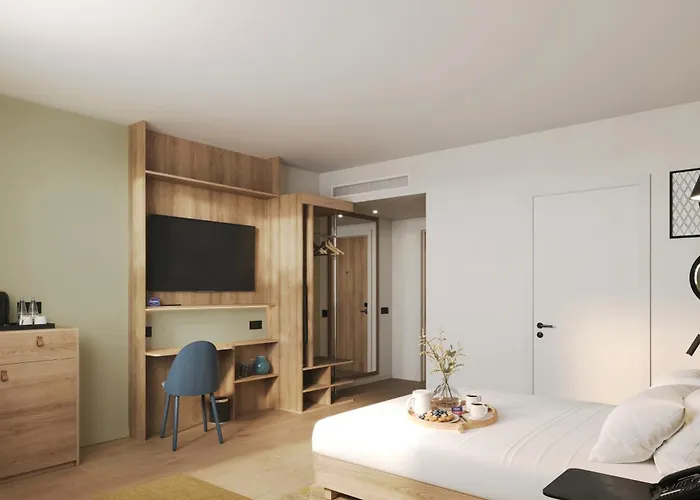 Hotel Hampton By Hilton Paris Charles De Gaulle Airport 4*