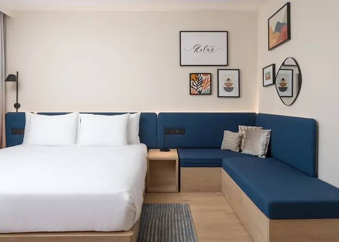 Hampton By Hilton Paris Charles De Gaulle Airport