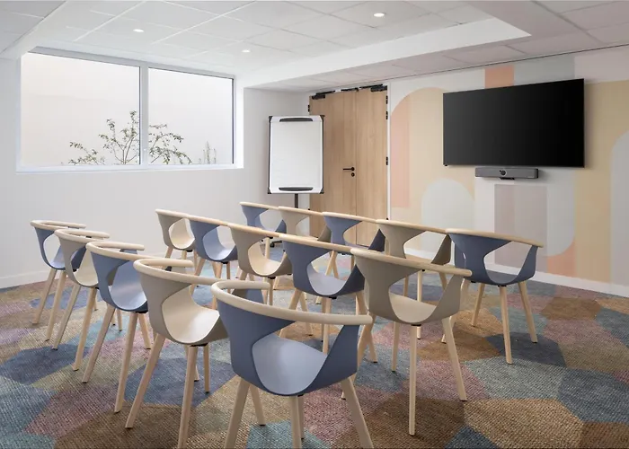 Hampton By Hilton Paris Charles De Gaulle Airport