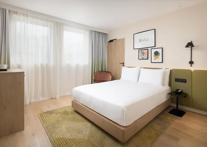 Hampton By Hilton Paris Charles De Gaulle Airport 4* Roissy-en-France