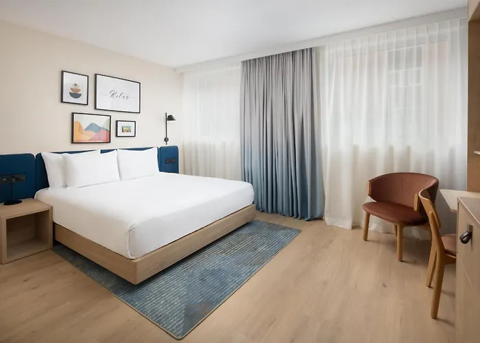 Hotel Hampton By Hilton Paris Charles De Gaulle Airport