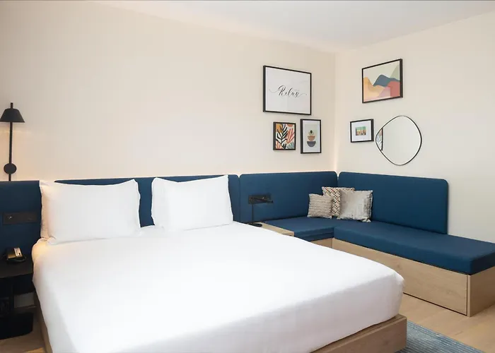 Hampton By Hilton Paris Charles De Gaulle Airport 4*