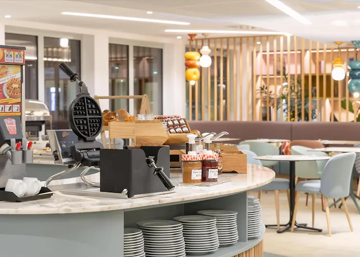 Hampton By Hilton Paris Charles De Gaulle Airport 4*