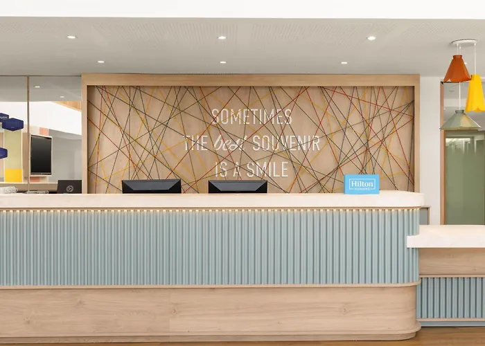 Hotel Hampton By Hilton Paris Charles De Gaulle Airport