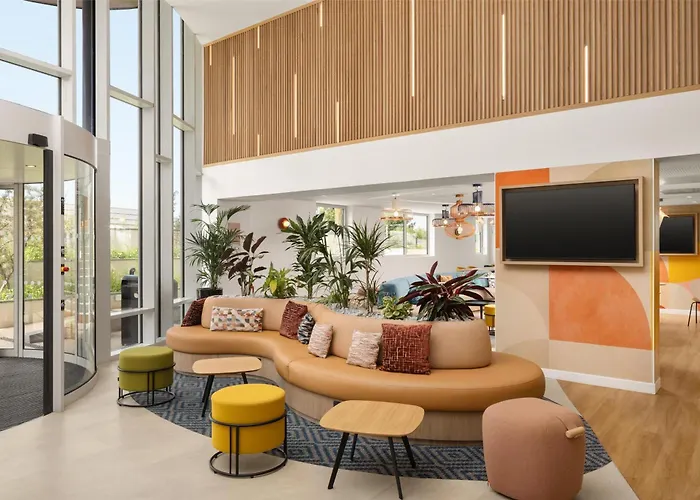 Hampton By Hilton Paris Charles De Gaulle Airport Hotel Roissy-en-France