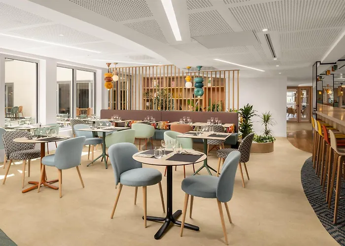 Hampton By Hilton Paris Charles De Gaulle Airport 4*